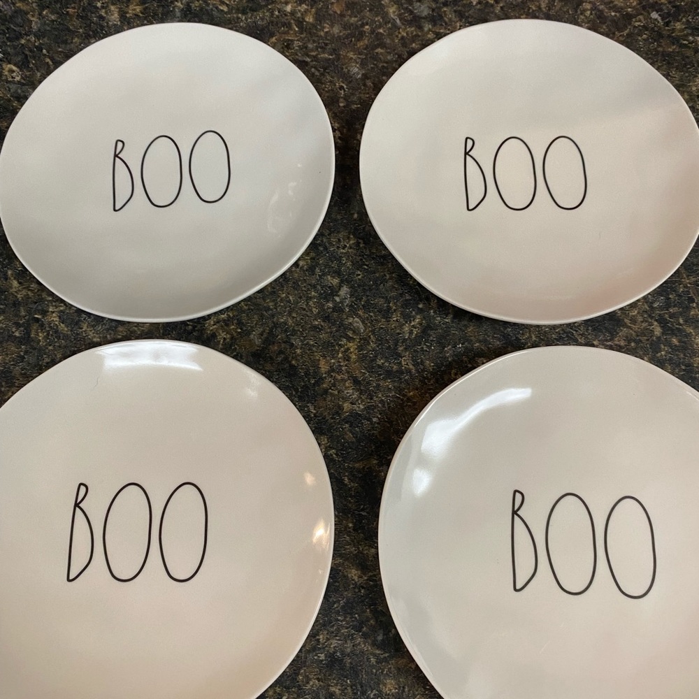 RAE DUNN ‘boo’ melamine 6inch plates (x4)